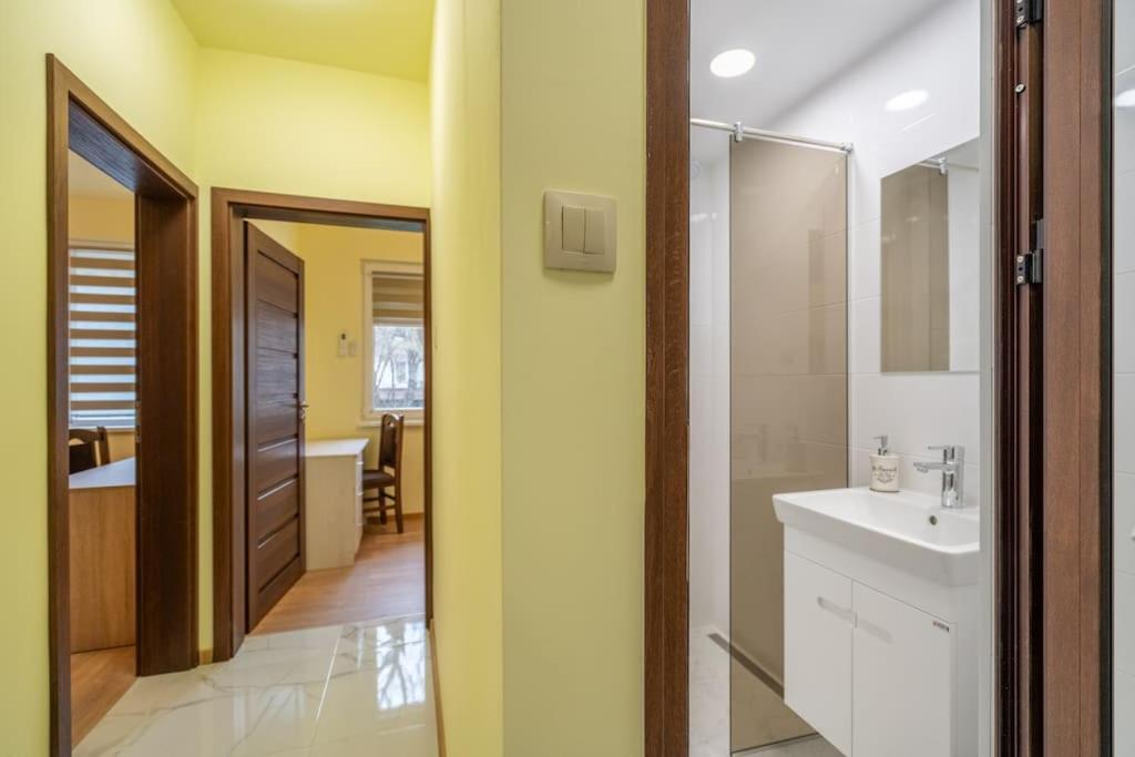 Top Location Central New & Spacious 3 Bdr Apt Medical Academy Sófia Exterior foto